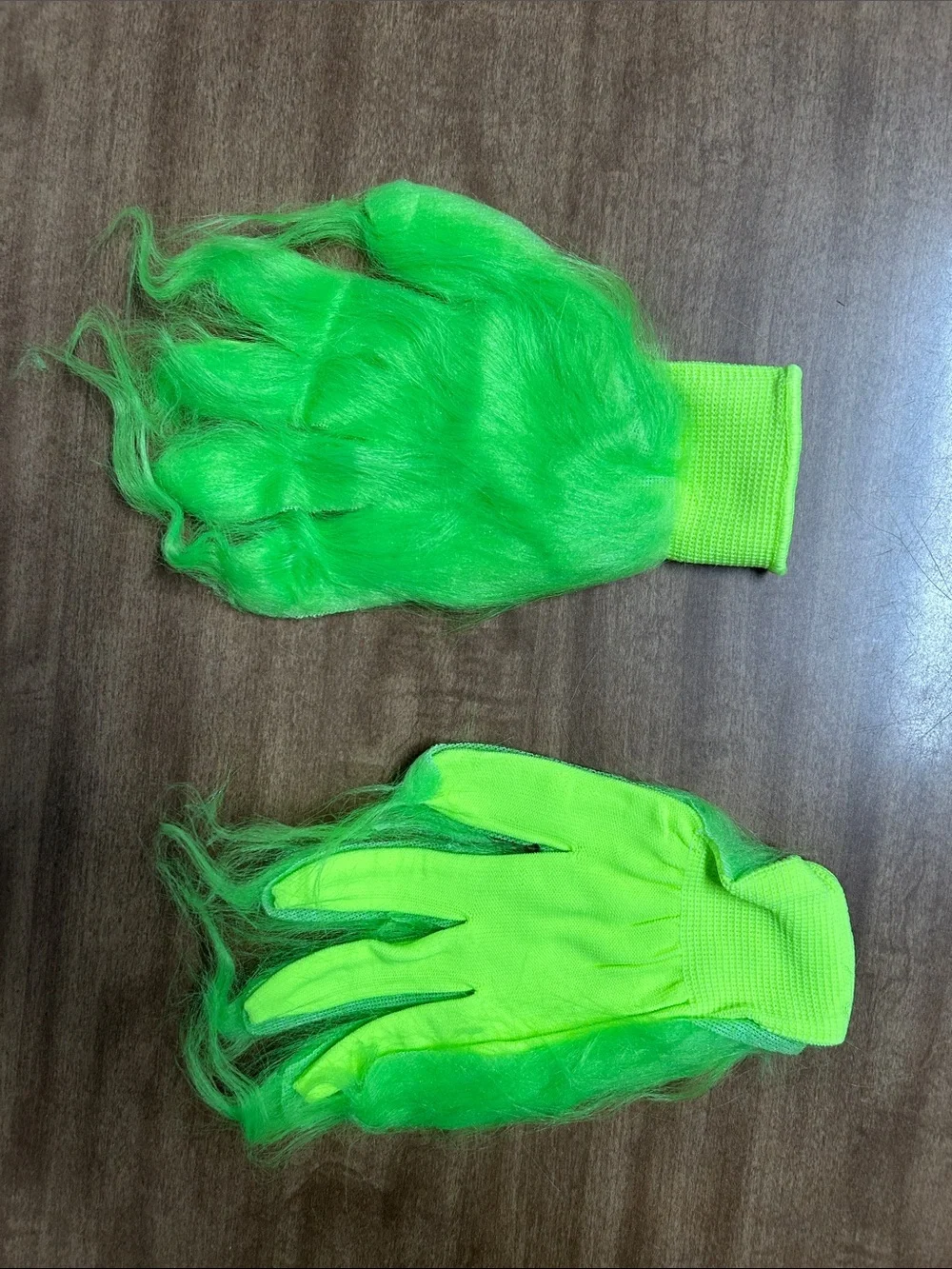 NWT Grinch Green Furry Adult Gloves Christmas Costume Holiday Party‎ CC